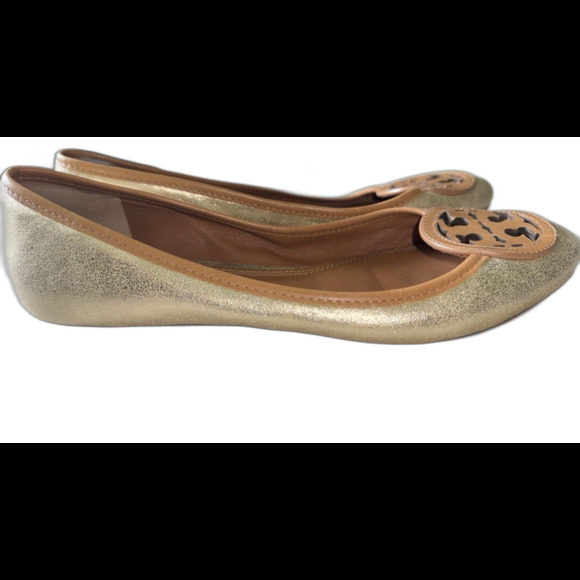 Tory Burch LOUISA Logo Ballet Flat Shoe Gold Shimmer Patent Leather 8.5M US - Picture 2 of 7